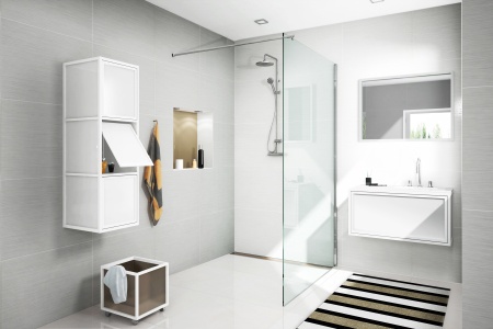 Wenn Barrierefreiheit zu den Hauptargumenten zählt, ist die Walk-In-Dusche mit offenem Einstieg in der Pole-Position. Hier das Modell 401 der Beschlagserie KATHARINA von glassdouche: Einteilige Dusch-Wand aus 8 mm starkem Einscheiben-Sicherheitsglas (ESG), montiert mit einerglashohen Wand und Aussteifungsstange.