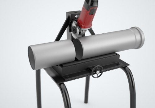 Einfache Verarbeitung: Eine Längenanpassung der ACO Pipe Rohre kann einfach bauseits erfolgen – der Schnitt ist lediglich rechtwinklig, gratfrei und angefast auszuführen; eine Nachbehandlung mit einem Primer ist nicht nötig. Das gekürzte Rohr kann ohne Zeitverlust weiterverarbeitet werden.