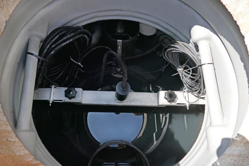  Fettabscheider ACO LipuMax-P-DA: Kontrolle der Installationen und Probelauf im Zuge der Generalinspektion und Inbetriebnahme.