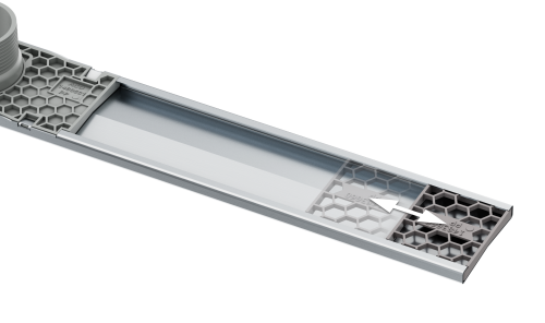 Der patentierte, verschiebbare Fliesenkleberanker der Duschrinne ACO ShowerDrain SE+ stellt die kraftschlüssige Einbindung in die Fliesenebene sicher. Ein konstruktiver Vorteil, insbesondere bei individuellen Zuschnitten auf der Baustelle.