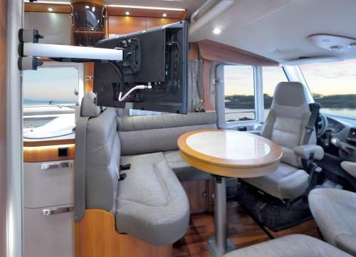 The advantages of Novus Sky include a weight-reduced profile design, reinforced joints for greater stability, concealed cable routing and a quick-release fastener for easy monitor removal.